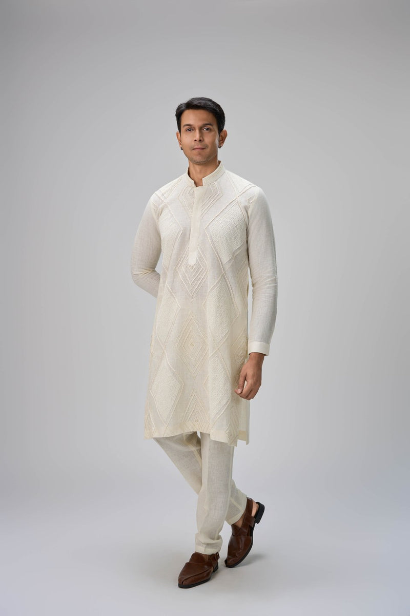 Cream Kurta Set Elegant Embroidery
