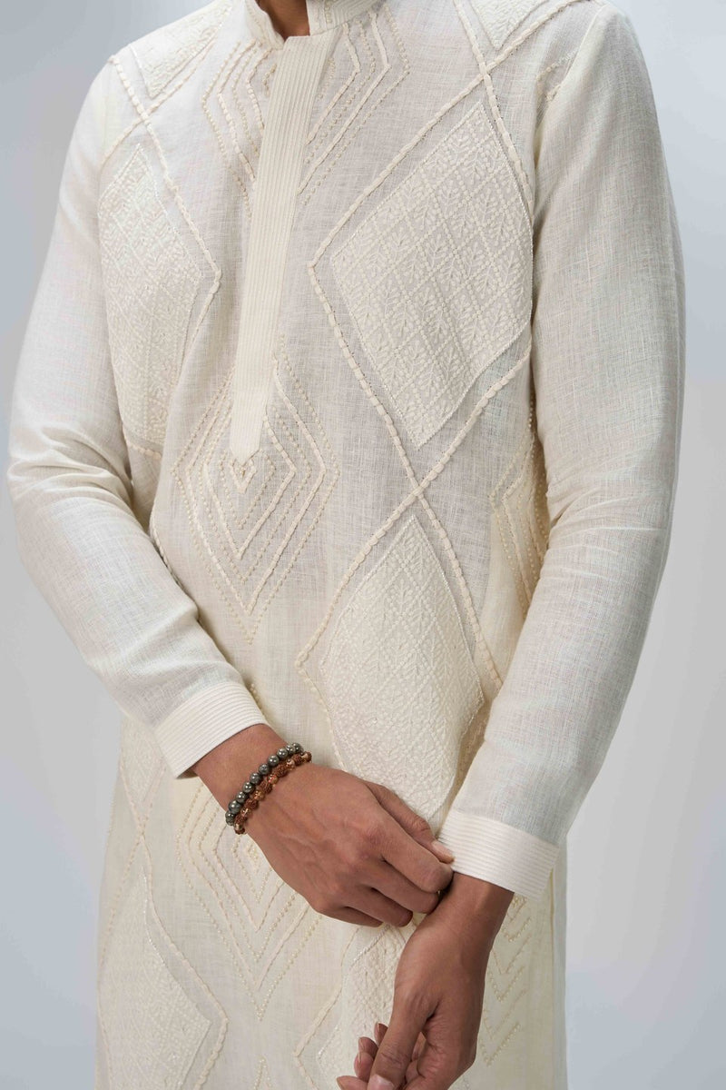 Cream Kurta Set Elegant Embroidery